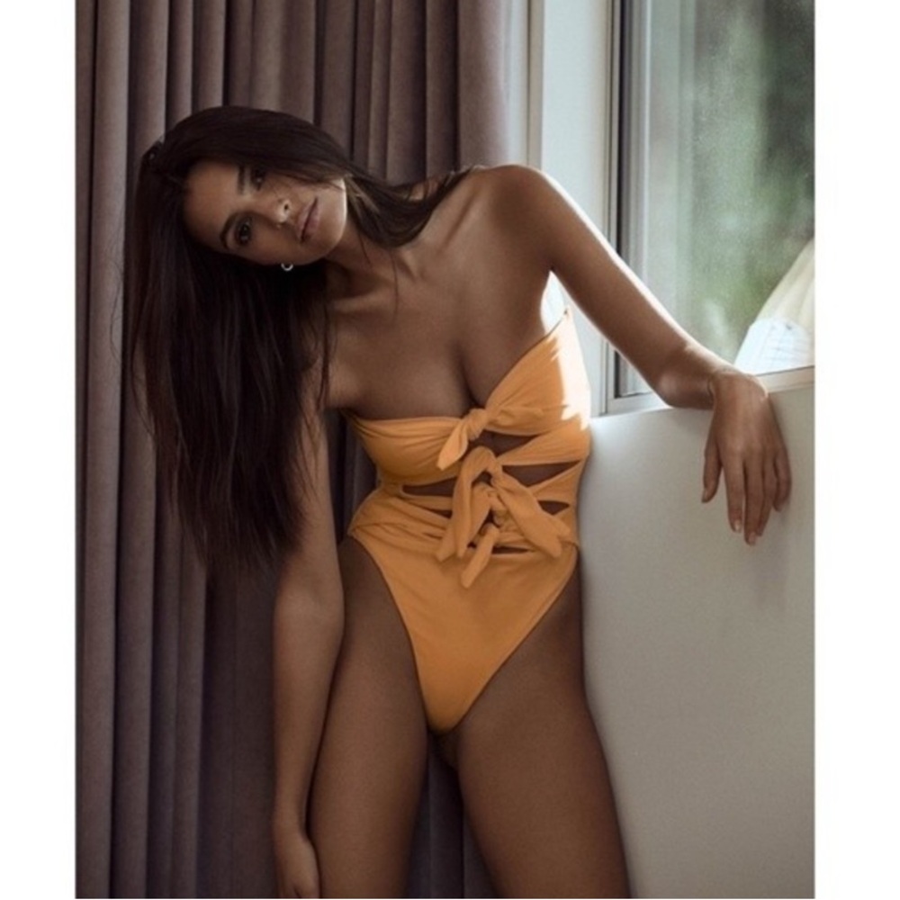 iNAMORATA Cardiff Bowtie One Piece Swimsuit